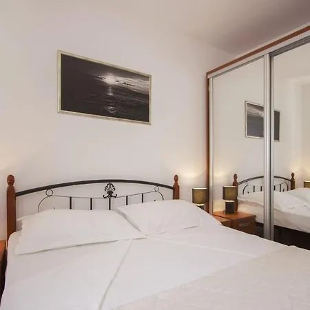 公寓 Seaside With A Swimming Pool Okrug Gornji, Ciovo - 5960