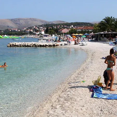 Apartamento Seaside With A Swimming Pool Okrug Gornji, Ciovo - 5960