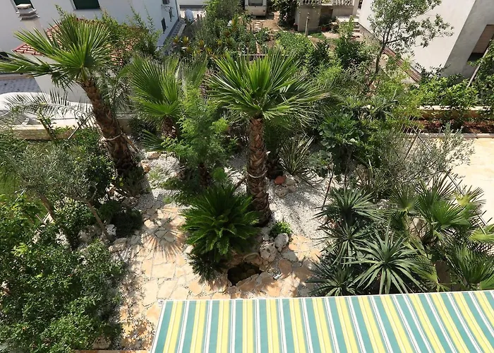 Seaside With A Swimming Pool Okrug Gornji, Ciovo - 5960 *